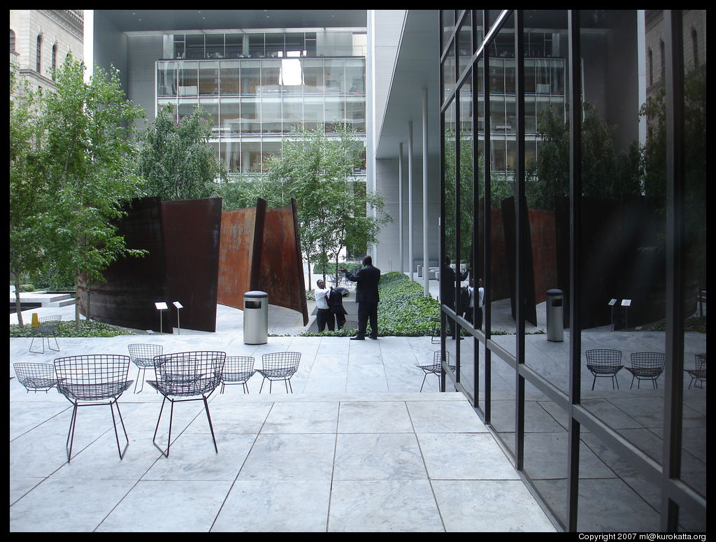MoMA - forty years of Richard Serra