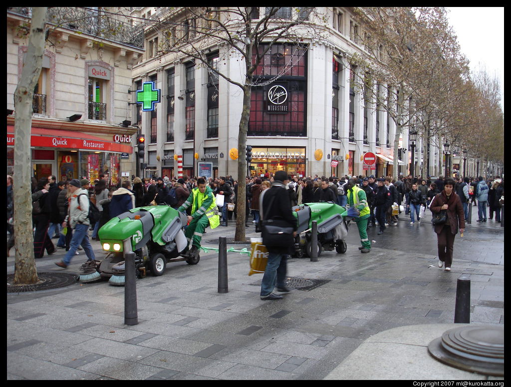 frottage des Champs-Élysées