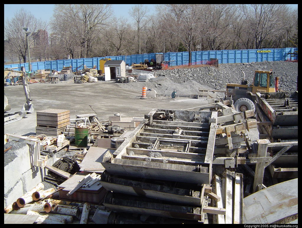 travaux du métro côté Montréal