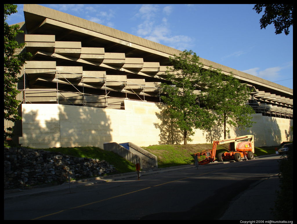 garage Louis-Colin en cours de restauration