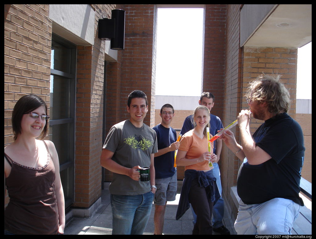 beignes et café AEESDIRO: Catherine, Karim, Frédéric, Sébastien, Anne, Luc