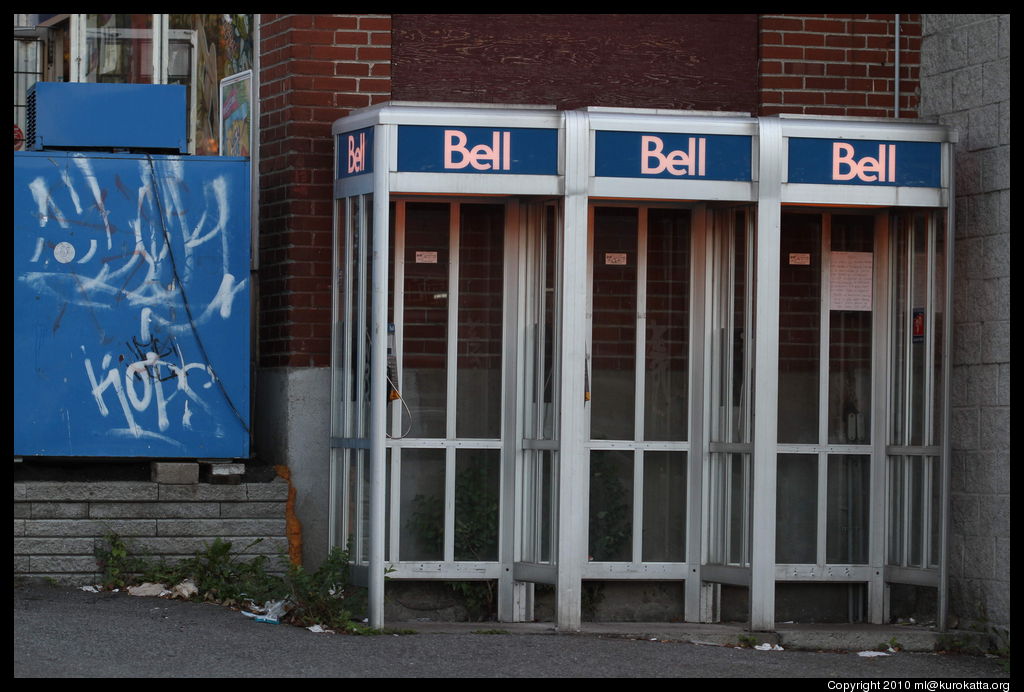 cabines téléphoniques