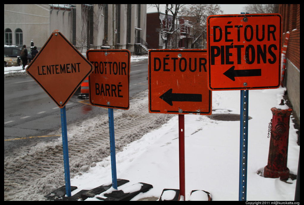 lentement, trottoir barré, détour, détour piétons