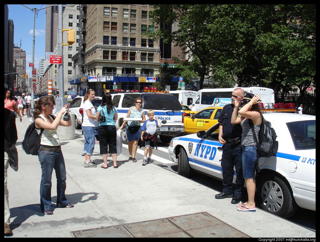 the NYPD is always ready for souvenir pictures