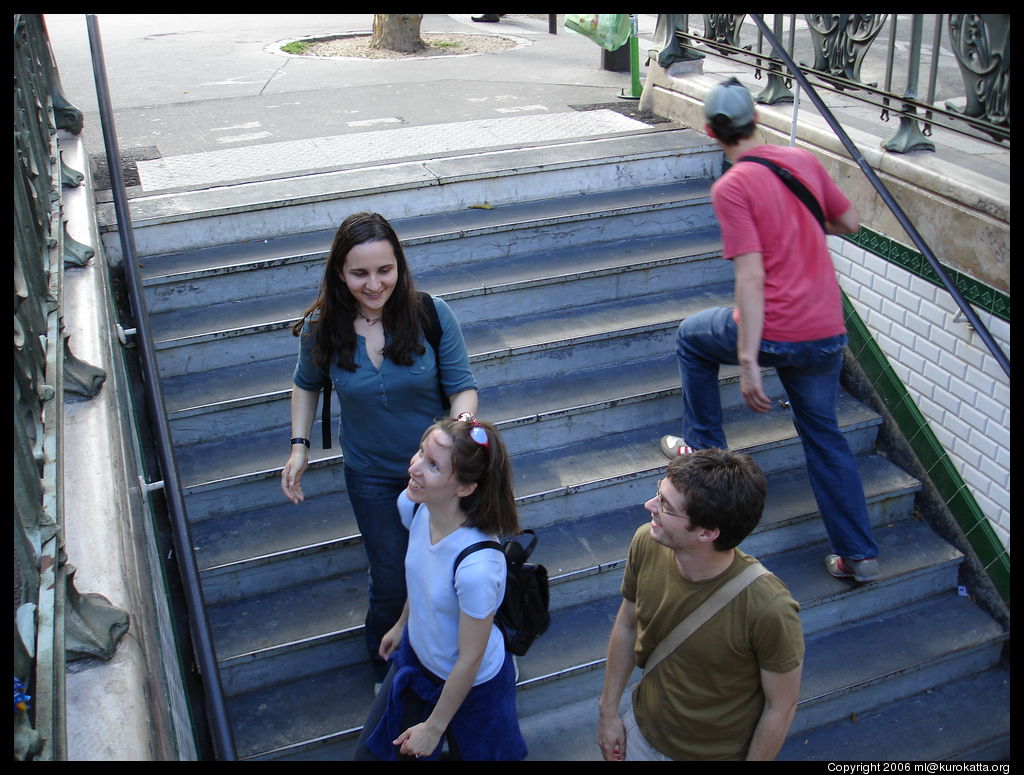 Hélène, Marion et Gabriel dans le métro