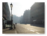 avenue de l'Opéra, légérement poussiéreuse