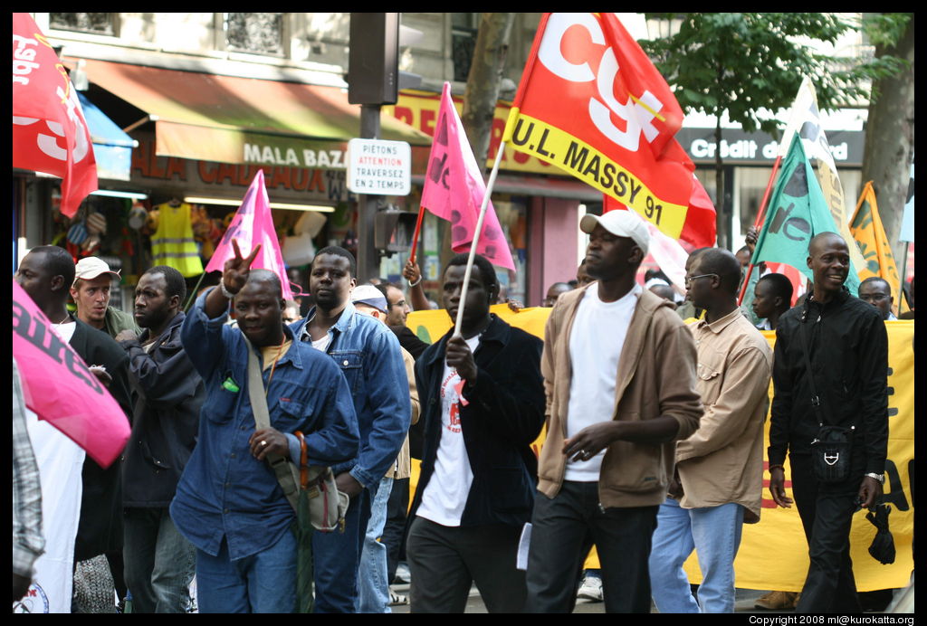 manif sans-papiers boulevard Barbès