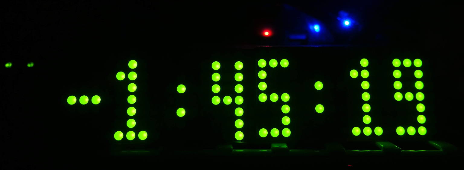 LED display showing 1h45m19s remaining